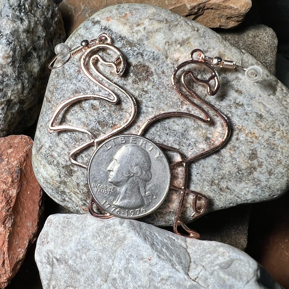 🔥Flamingo wire earrings - Picture 2 of 3